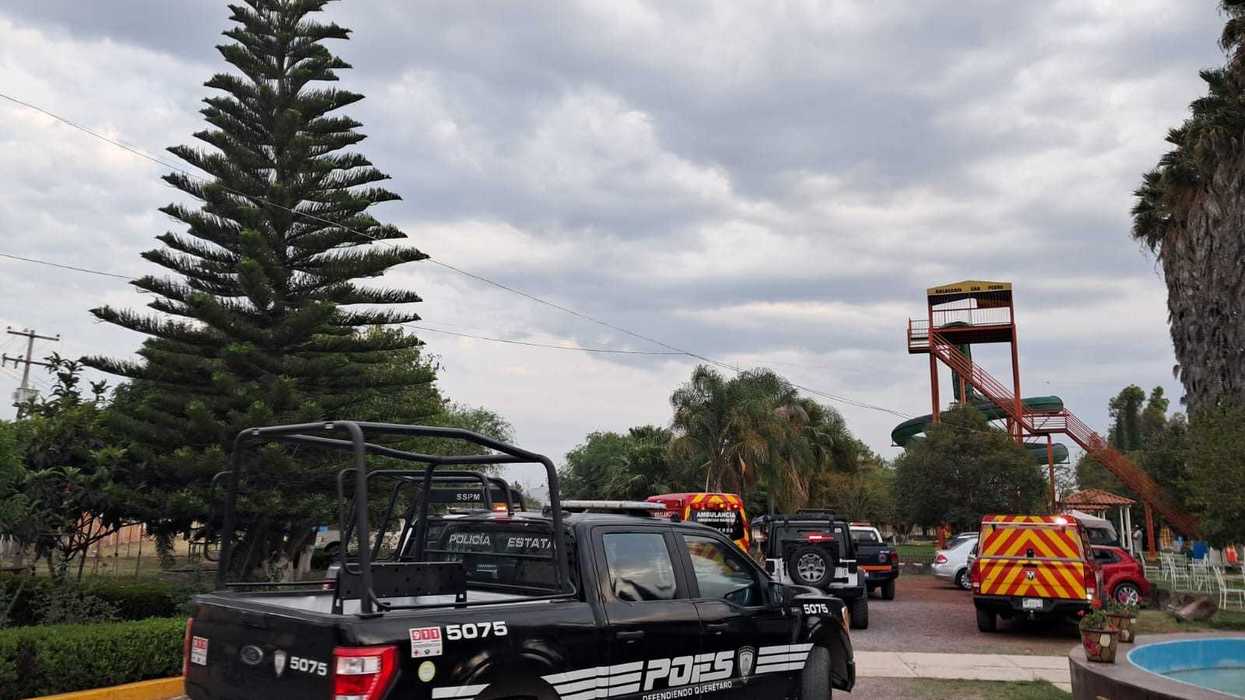 Área de alberca del balneario San Pedro Ahuacatlán en San Juan del Río, donde un joven murió ahogado por ausencia de salvavidas