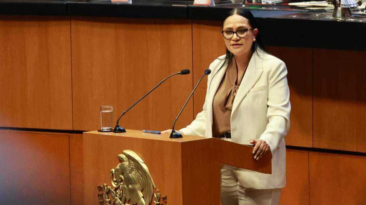 Ariadna Montiel Reyes comparece ante senadores en sesión de Glosa del Primer Informe de Gobierno sobre programas sociales.