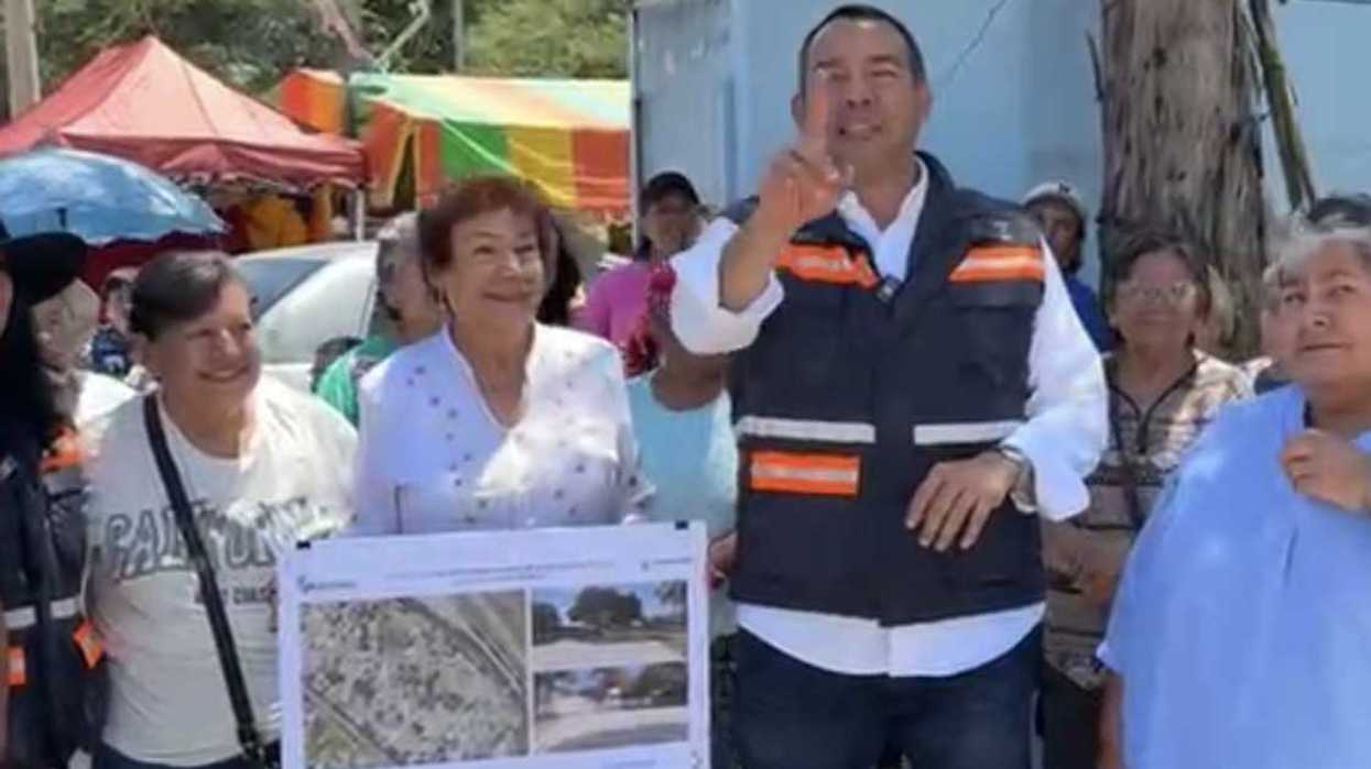 Arranque de techumbre metálica en cancha de comunidad Casablanca, San Juan del Río, agosto 2026