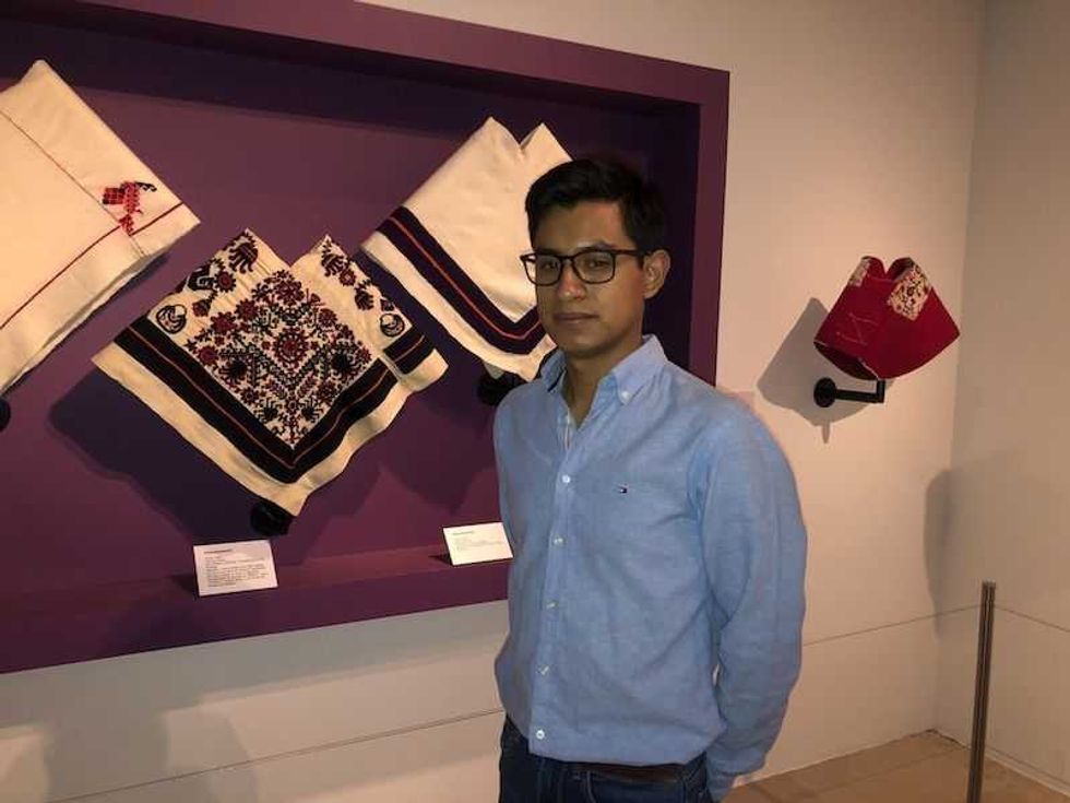 artista textil poblano rescata tejido en curva originario de mesoamerica 3