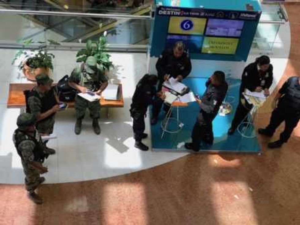 asalto joyeria plaza galerias 8