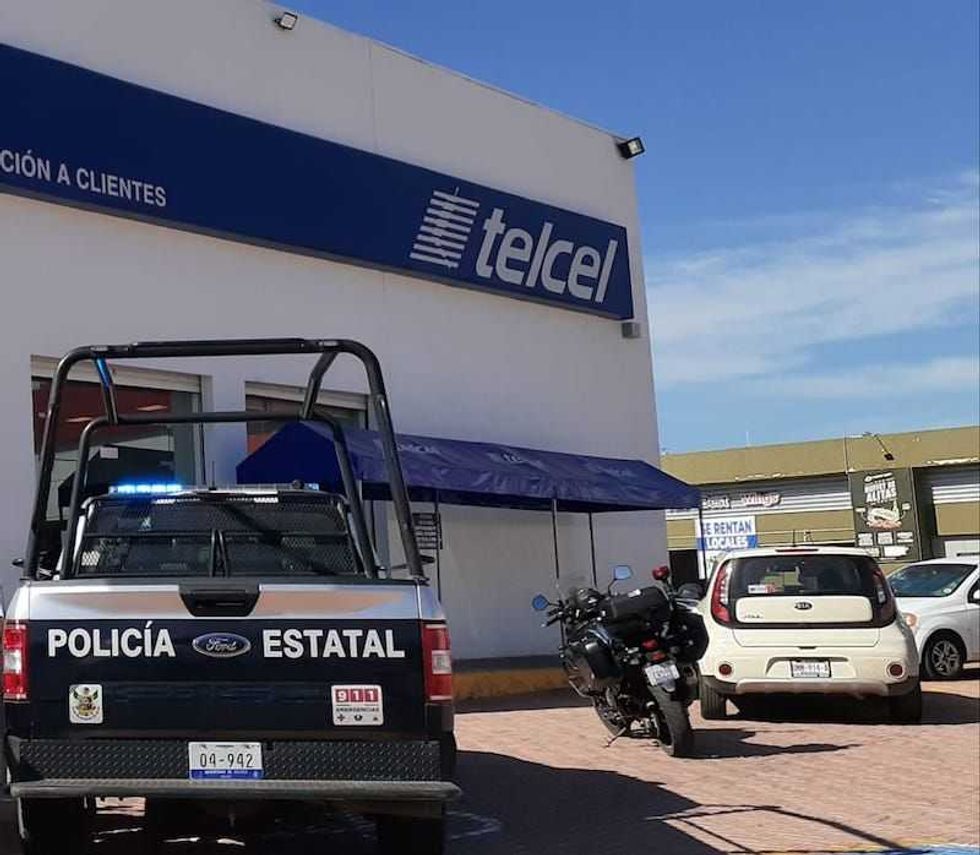 asalto telcel4