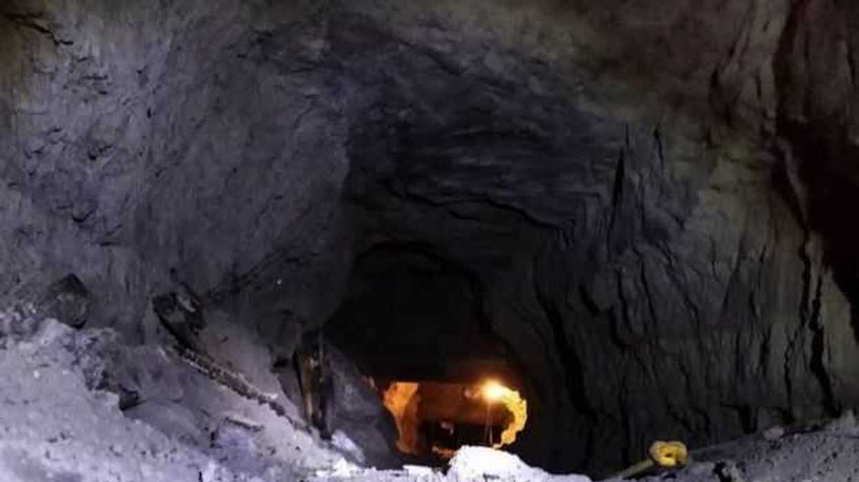 asegura-fgr-toma-clandestina-en-un-tunel-ubicado-en-ecatepec