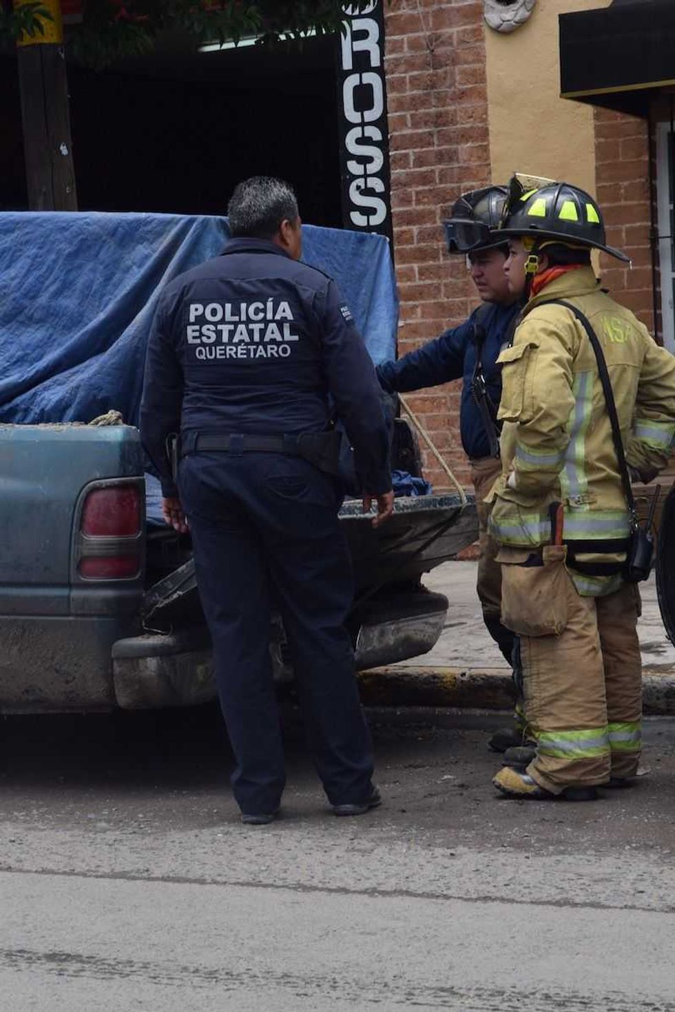asegura poes camioneta contenedor combustible robado 2