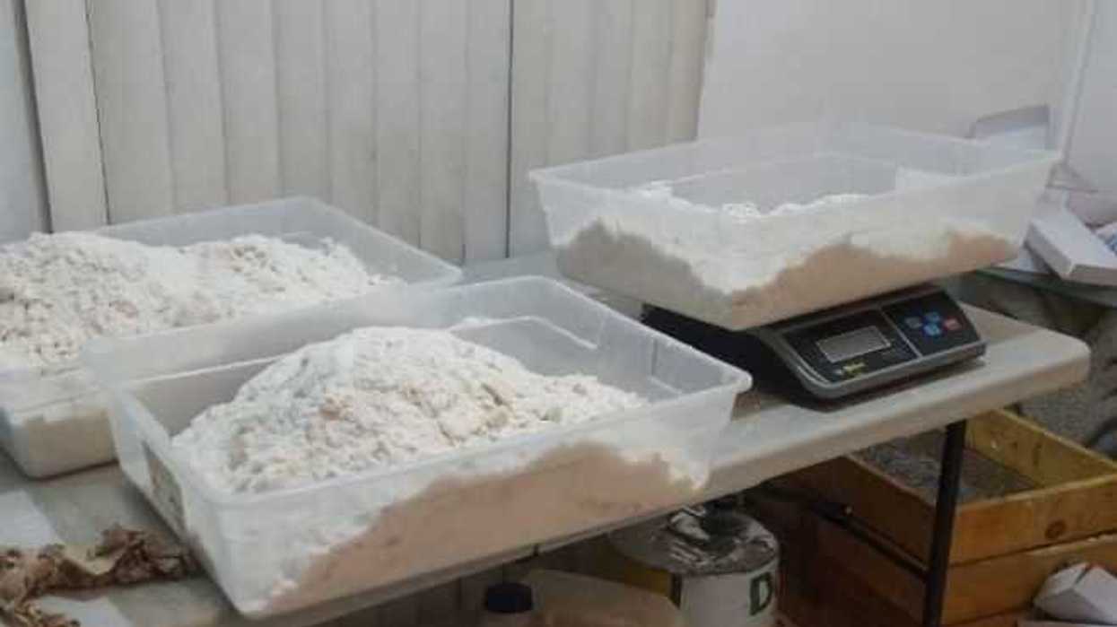 Aseguran Metanfetamina y arma en Mexicali.