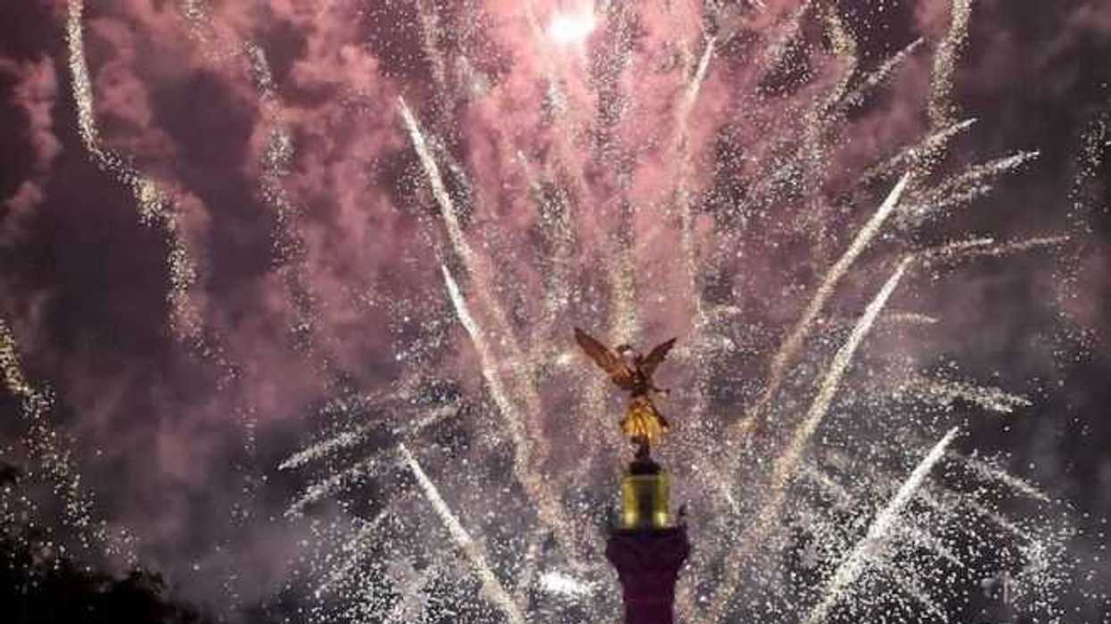 asi-recibiran-el-ano-nuevo-en-el-mundo-con-tradiciones-fuera-de-lo-comun