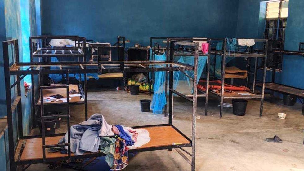 Aumenta a más de 300 el número de niños secuestrados en ataque a escuela en Nigeria. AP.