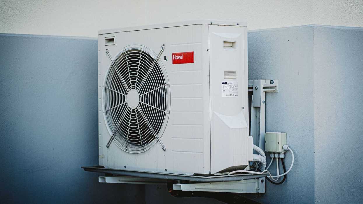 Aumento en temperaturas presiona la red eléctrica en México.