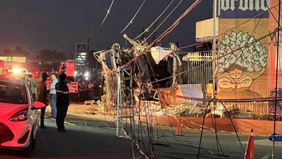 Autobús ETN y vehículo causan fatal accidente en la México Querétaro. FOTOS: MARTIN GARCIA