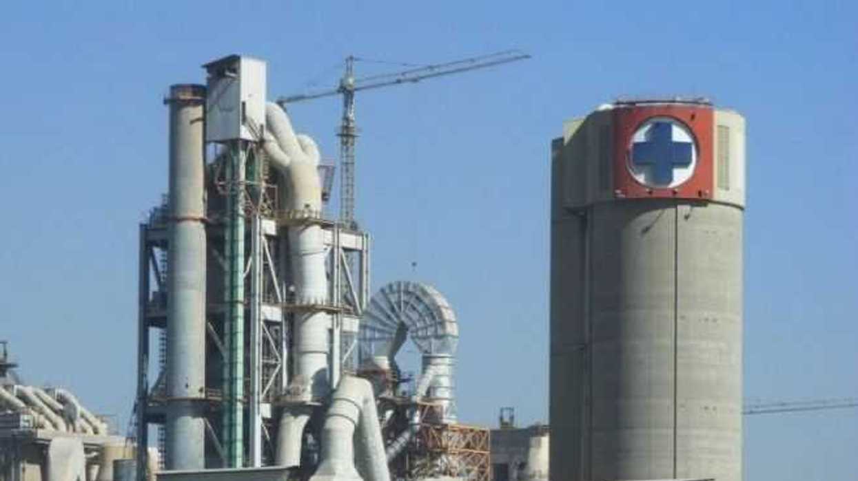 autoridad-ambiental-clausura-cementera-cruz-azul-en-tula-hidalgo