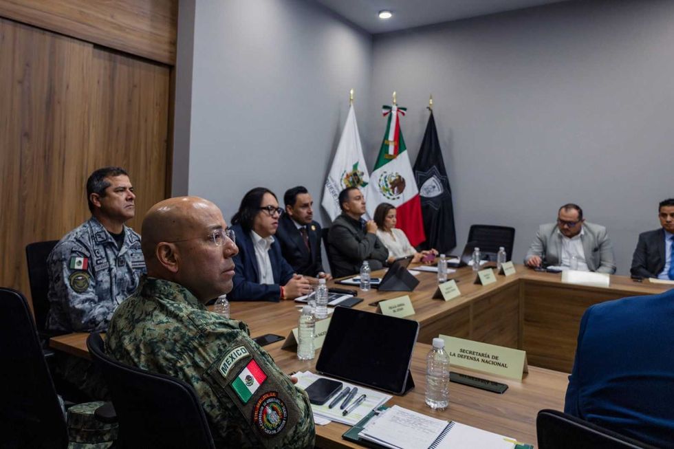 Autoridades de los tres \u00f3rdenes de gobierno durante sesi\u00f3n de coordinaci\u00f3n seguridad Quer\u00e9taro