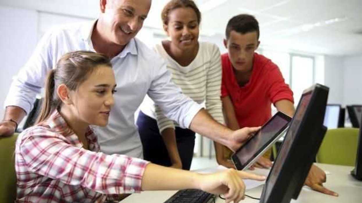 autoridades-emiten-76-mil-cedulas-profesionales-electronicas-en-15-dias