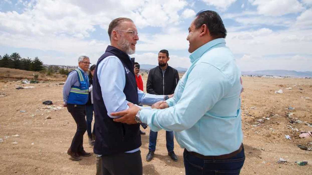 Autoridades estatales y municipales supervisan relleno sanitario de Amealco.