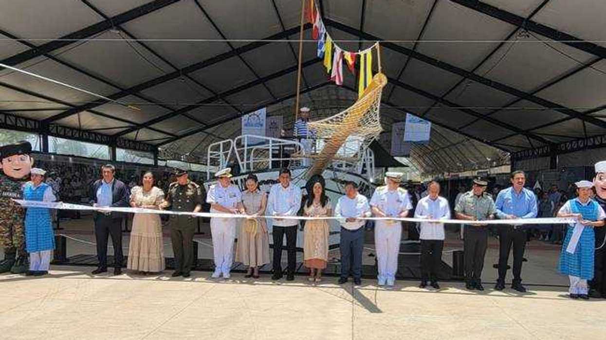 Autoridades navales, militares y civiles realizan el corte de listón inaugural de EXPOMAR 2026 en el Parque Cho Ndobá de Oaxaca