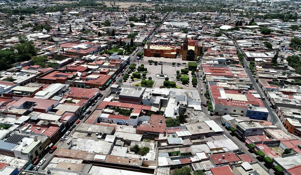 Autoridades toleran trabajo sexual en centro histórico de San Juan del Río.