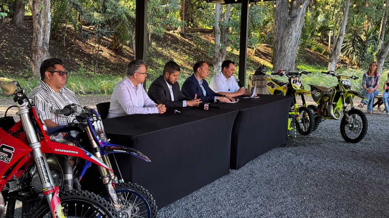 Autoridades y organizadores presentan la séptima fecha del motocross Interbajío vs Metropolitano en San Juan del Río