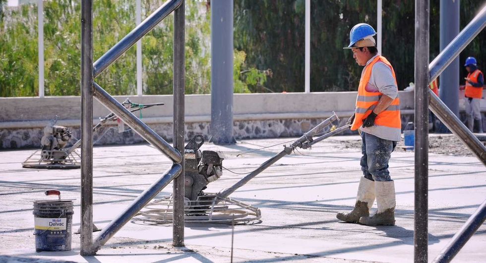 Avance de obra del Polideportivo de Santa Mar\u00eda Magdalena en Quer\u00e9taro con inversi\u00f3n de 17.9 millones de pesos