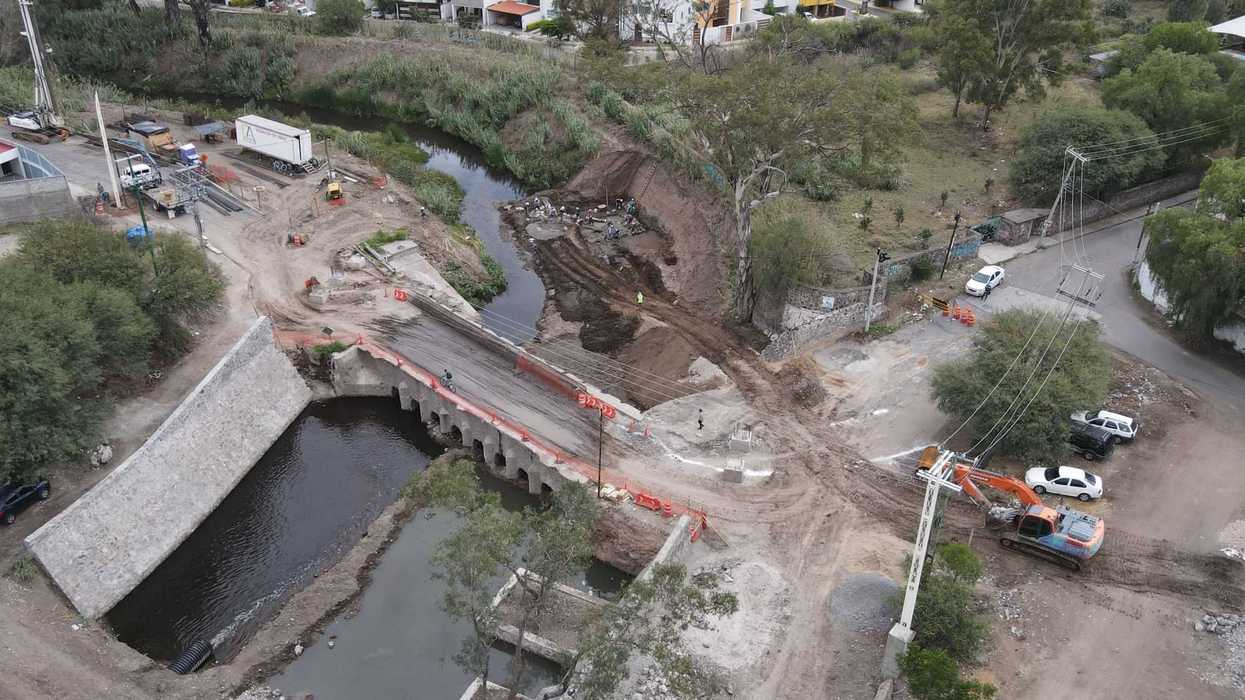 Avanza la construcción del Puente de San Isidro en San Juan del Río.