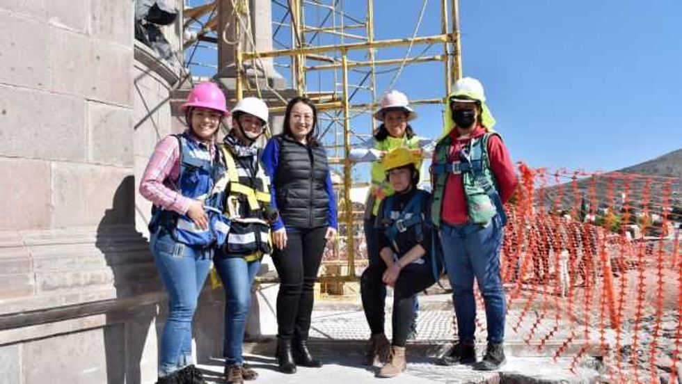 Avanza la restauración de la parroquia de Santa Rosa de Lima en Querétaro.