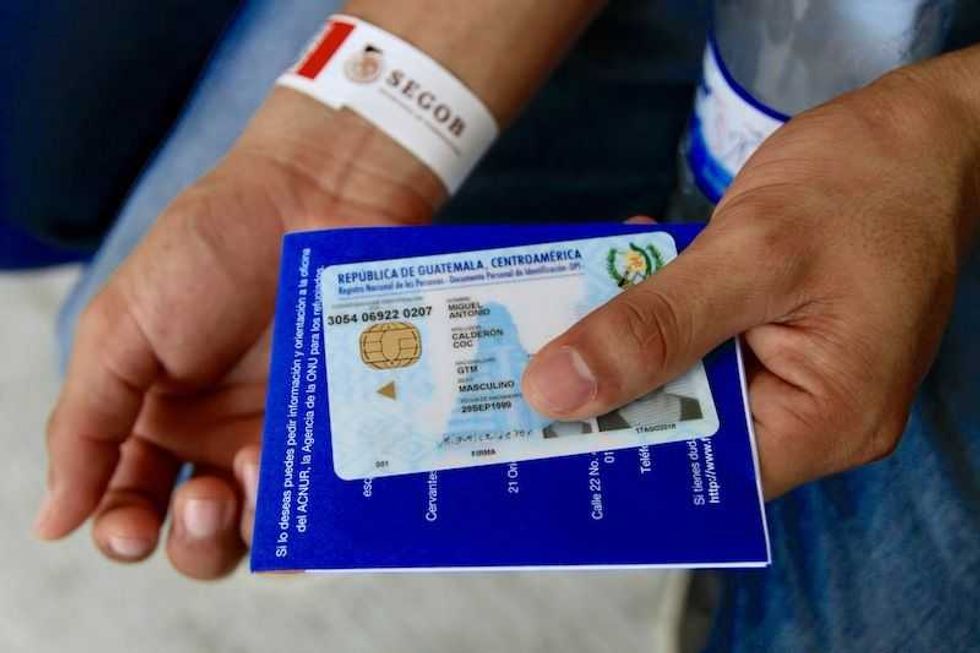 avanzada de inmigrantes hondurenos estan en frontera guatemala mexico 89