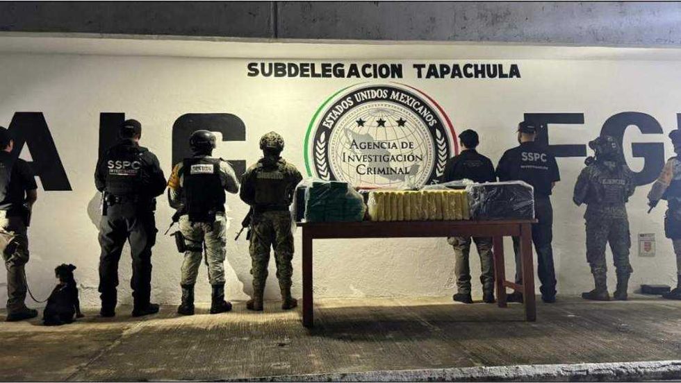 Avioneta asegurada con 203 kilogramos de cocaína en aeródromo Eréndira, Tapachula, Chiapas.