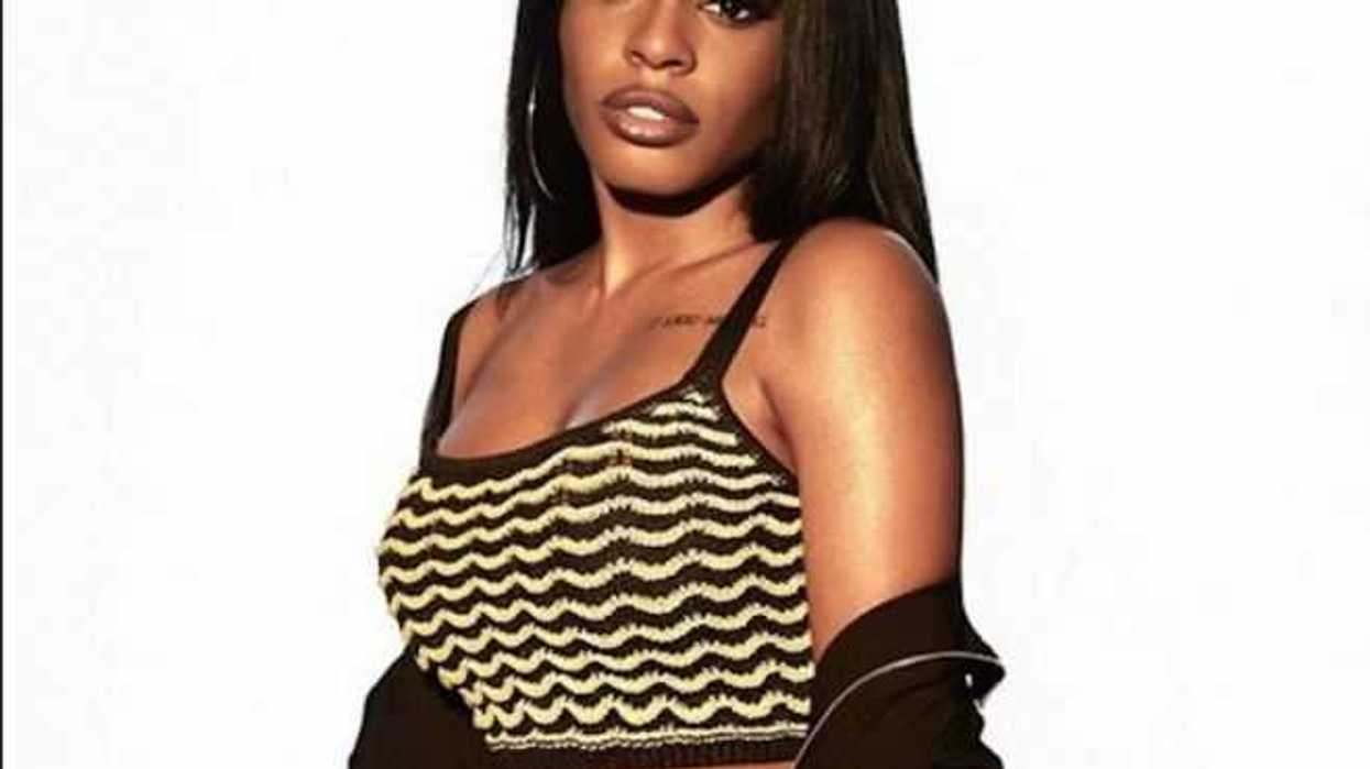 azealia-banks-arremete-contra-la-cantante-grimes