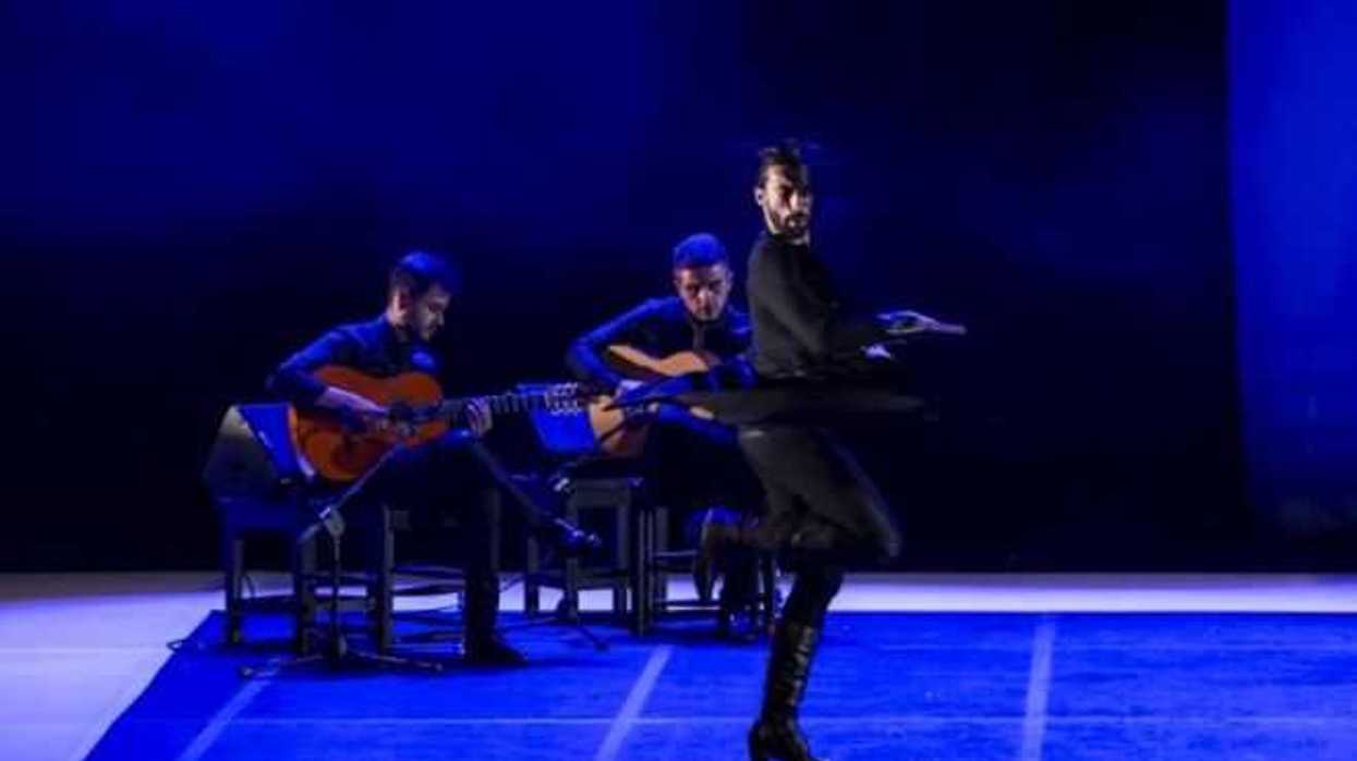 bailaor-eduardo-guerrero-rinde-tributo-la-mujer-colombia