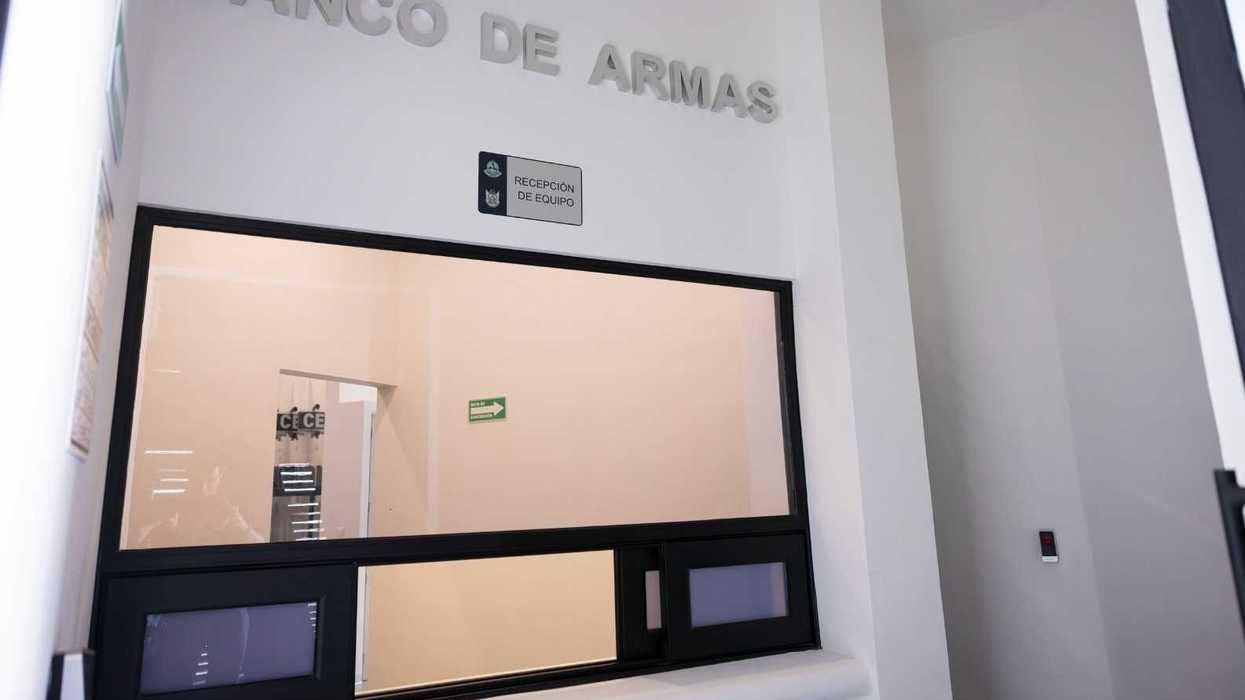 Banco de armas del Sistema Penitenciario de Querétaro con control biométrico y trazabilidad del armamento