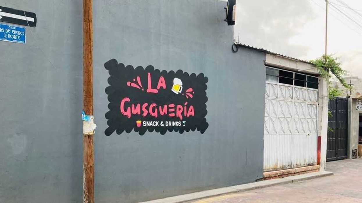 Bar 'La Gusguería' permitía acceso a menores en Tecozautla.