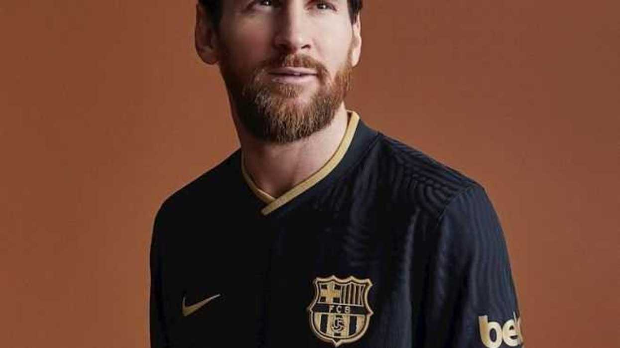 barcelona-uniforme-efe2