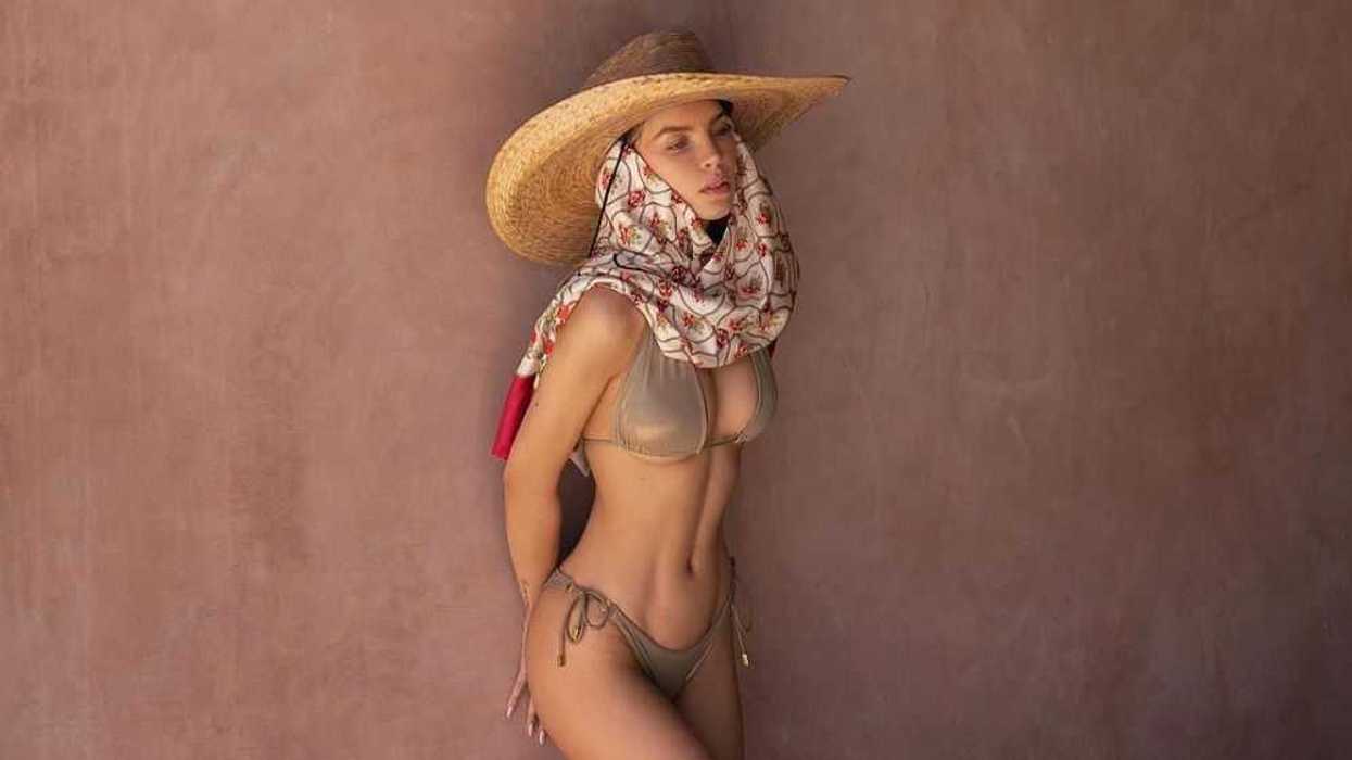 Belinda presume escultural figura para celebrar el Día Mundial del Bikini. AGENCIA MÉXICO.