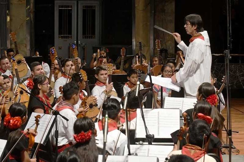 bellas artes orquesta y coro de musica tradicional mexicana 3