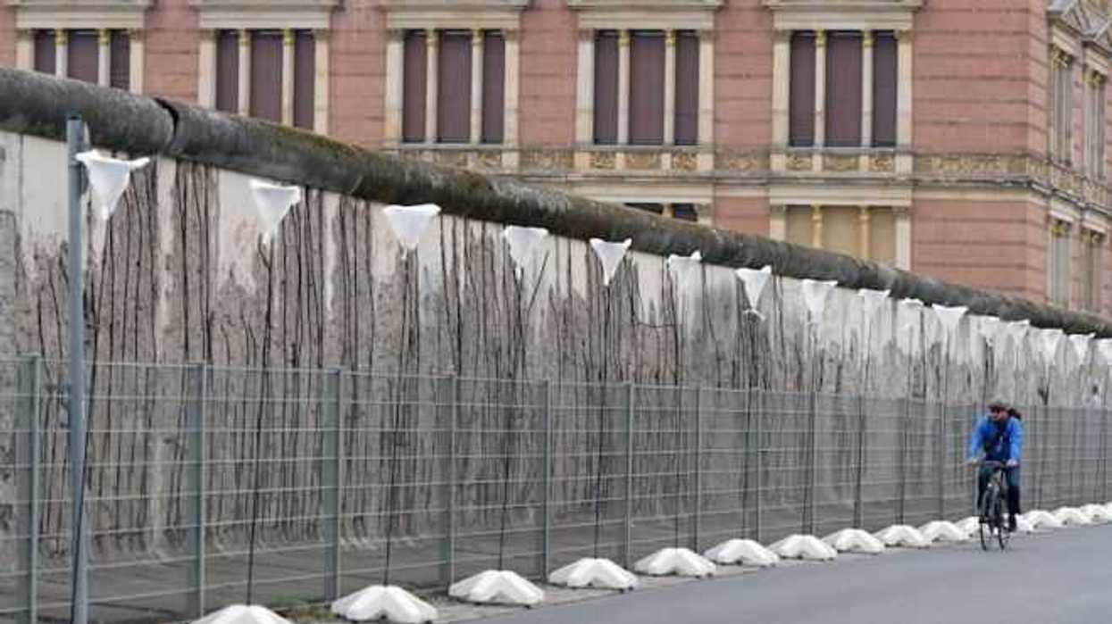 berlin-se-prepara-para-recordar-tres-decadas-de-la-caida-del-muro.jpg