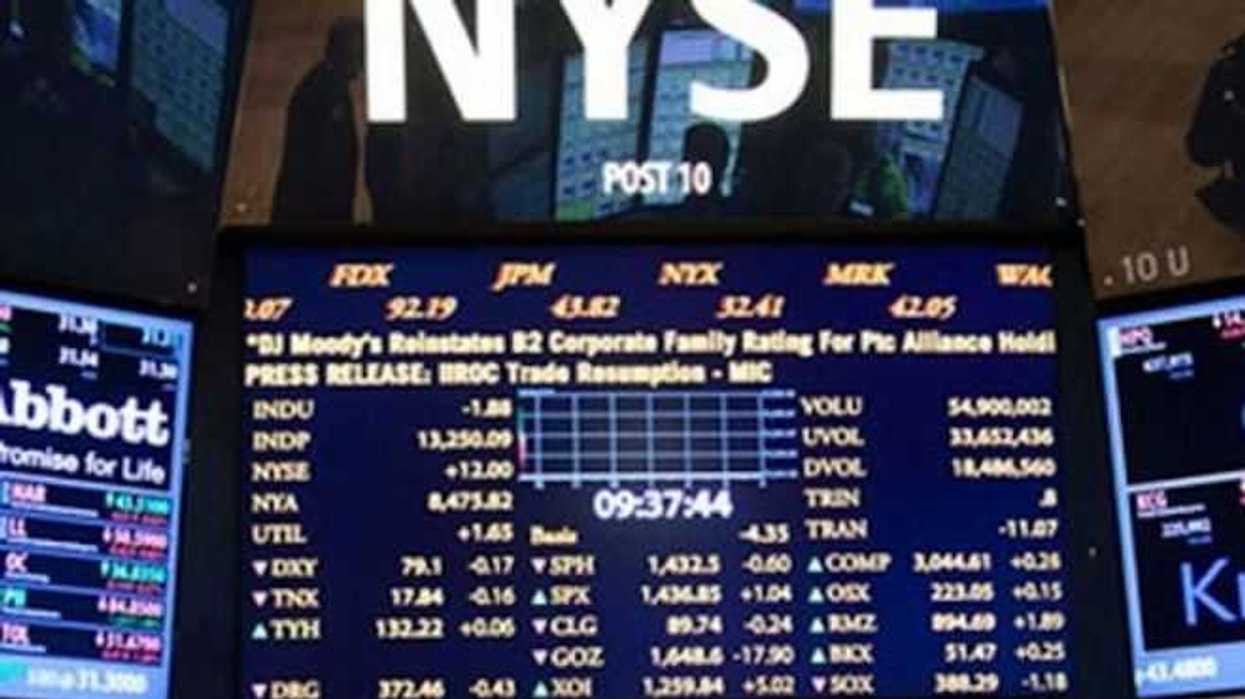 Bolsa de Nueva York abre última jornada de 2015 con firmes pérdidas.