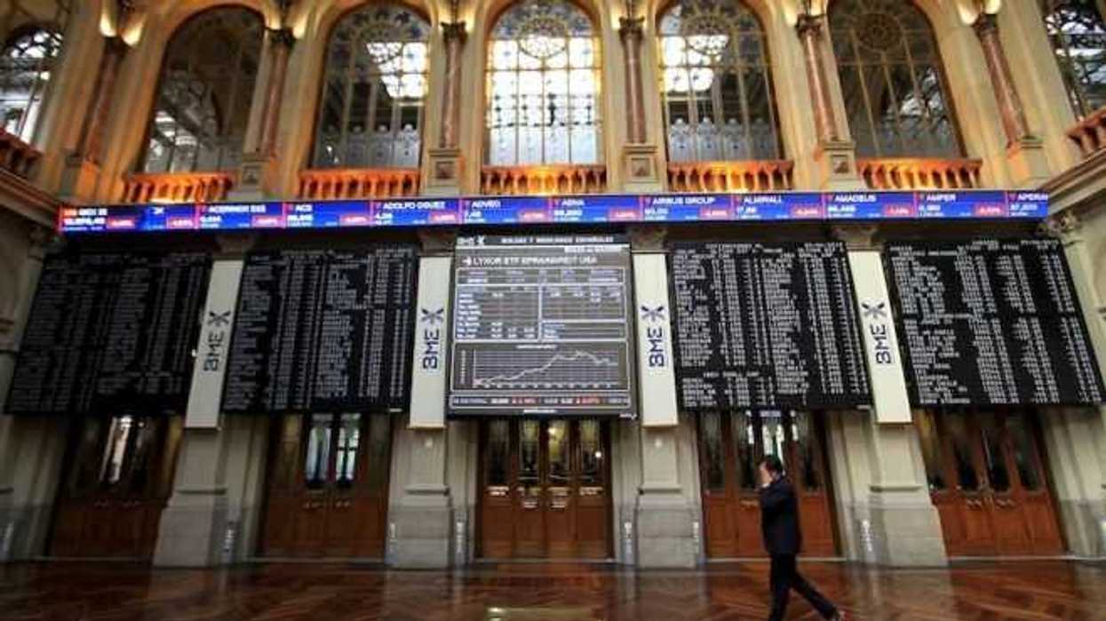 Bolsas europeas cierran operaciones con sólidas ganancias.