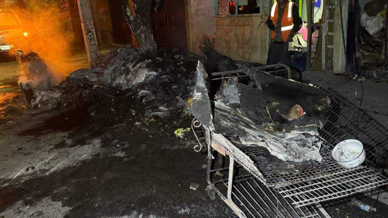 Bomberos controlan incendio en vivienda de colonia San Pablo. Foto: Facebook/Coordinación Estatal de Protección Civil de Querétaro.