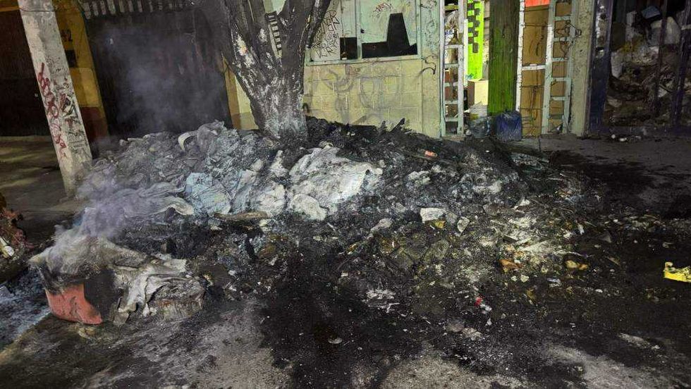 Bomberos controlan incendio en vivienda de colonia San Pablo. Foto: Facebook/Coordinación Estatal de Protección Civil de Querétaro.