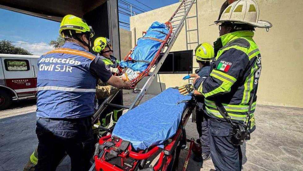 Bomberos de San Juan del Río atendió 447 emergencias en octubre, con mayor concentración en atención médica e incendios urbanos.