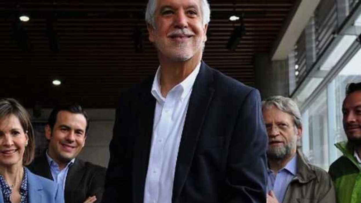 bomberos-rescatan-a-alcalde-de-bogota-extraviado-en-un-bosque