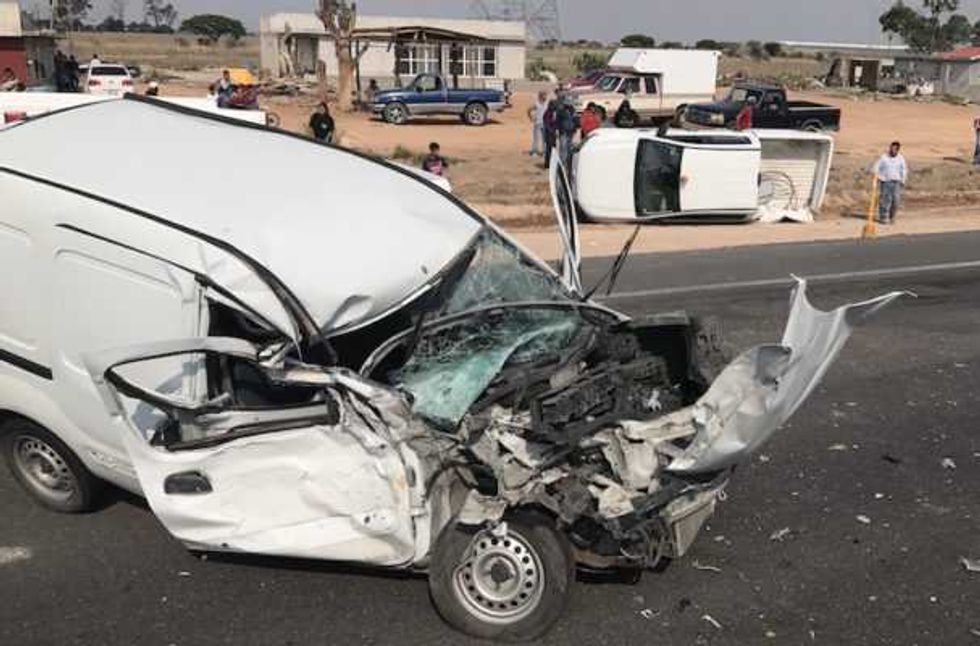 brutal choque en carretera palmillas toluca 3