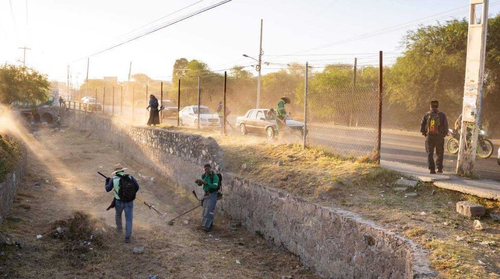 Cabrera Valencia supervisa mejoras en Parque La Floresta para beneficio ciudadano.