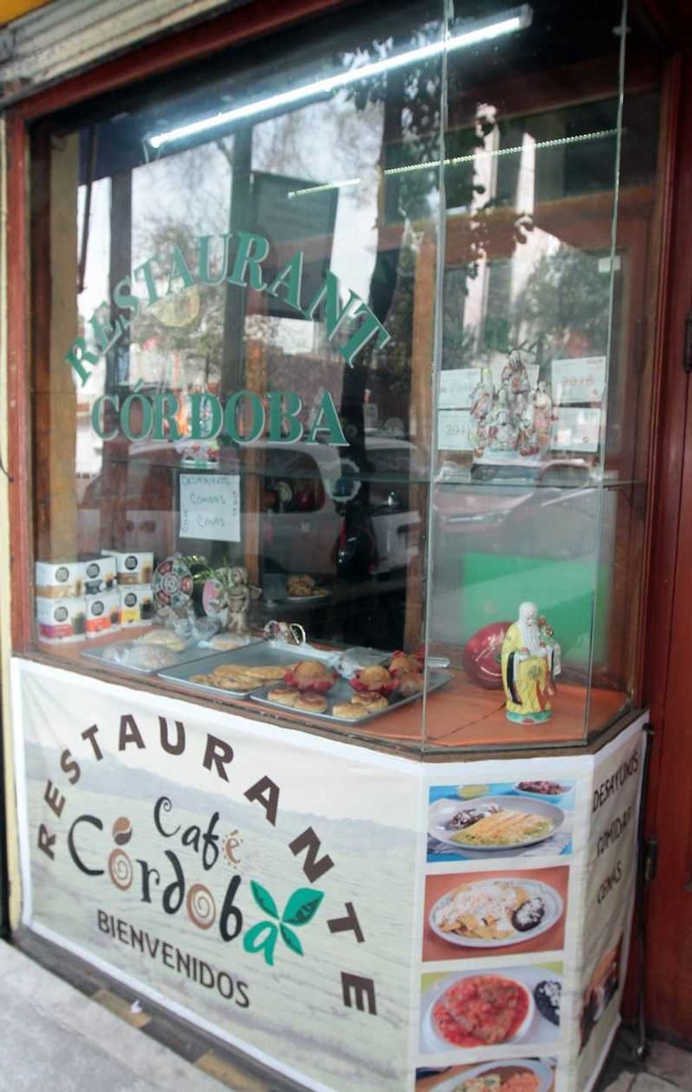 cafe cordoba un establecimiento que lucha por sobrevivir 1