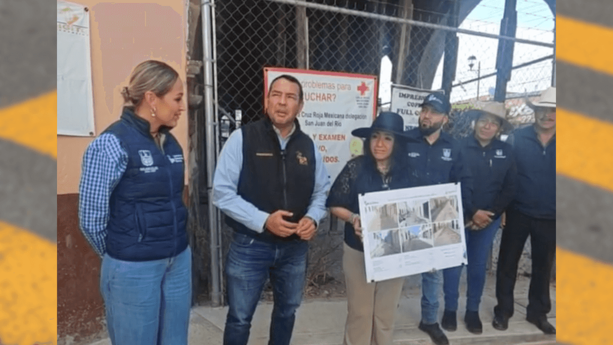 Calle San Luis Montañez rehabilitada en el centro histórico de San Juan del Río con banquetas y guarniciones nuevas