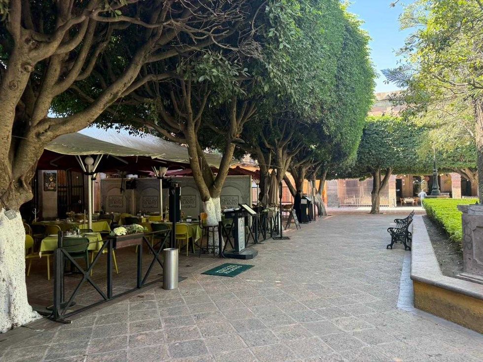 Calles del Centro Hist\u00f3rico de Quer\u00e9taro con baja afluencia de personas tras operativo federal contra presunto l\u00edder del CJNG