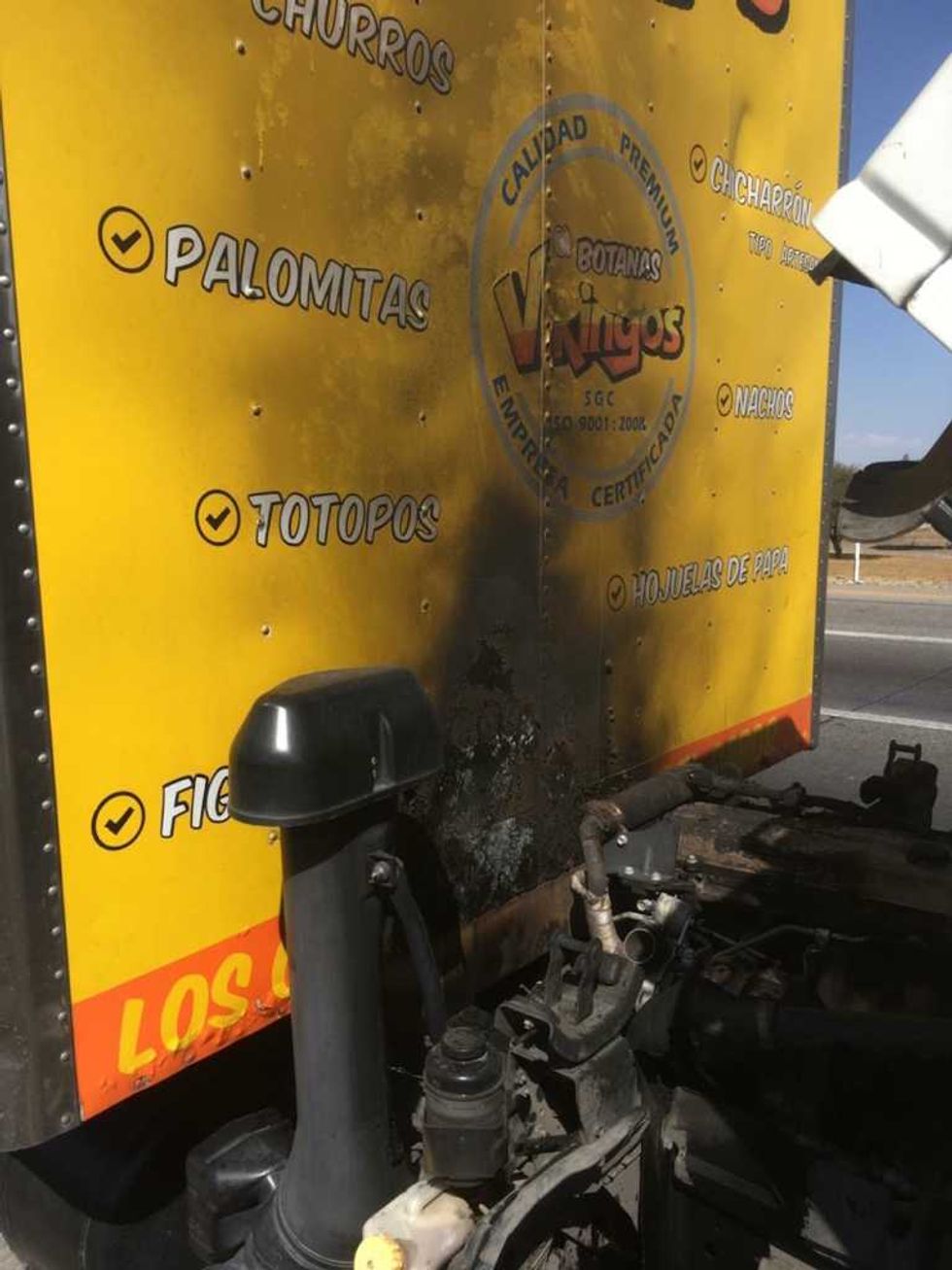 camion flamea