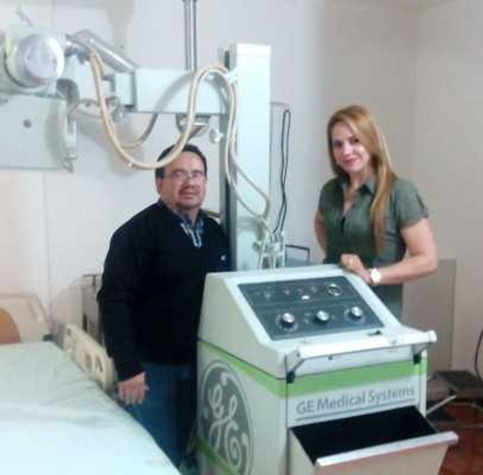 Capacitan a médicos para clínica de salud municipal en Tequisquiapan.