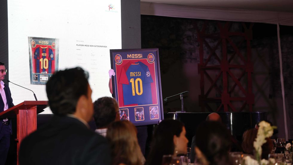 Car Herrera de Kuri encabeza Subasta de Arte por COPAKU en Quer\u00e9taro con artistas y patrocinadores