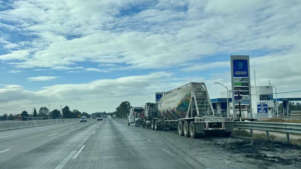 Carretera federal en Querétaro con tránsito fluido tras actos vandálicos del 22 de febrero de 2026
