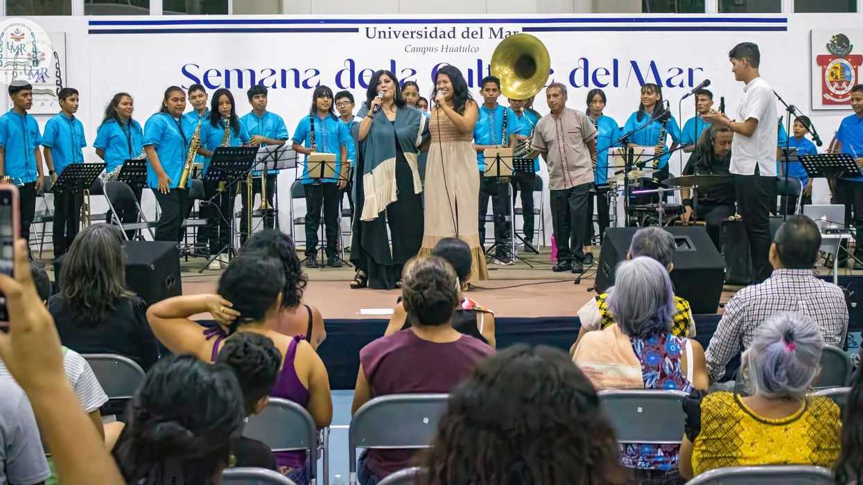Cartel con el programa de la IV Semana de la Cultura del Mar en los tres campus de la Universidad del Mar.