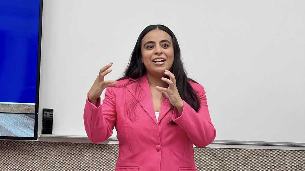 Cartel de charla sobre derechos de autor con Greta Botello para artistas de Querétaro en el Centro Queretano de la Imagen